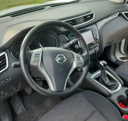 Nissan Qashqai cena 52999 przebieg: 149478, rok produkcji 2015 z Częstochowa małe 56